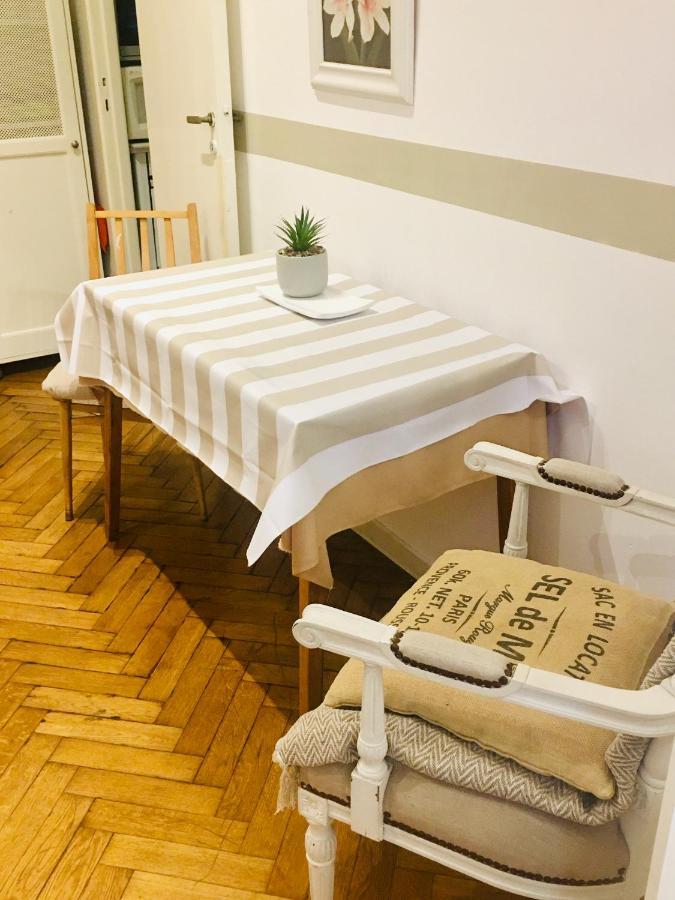 Recoleta Friends Arenales Apartment Buenos Aires Exterior photo